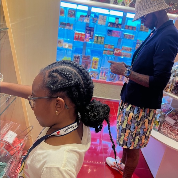 Meet your Posher, Shawn - Picture 5 of 5